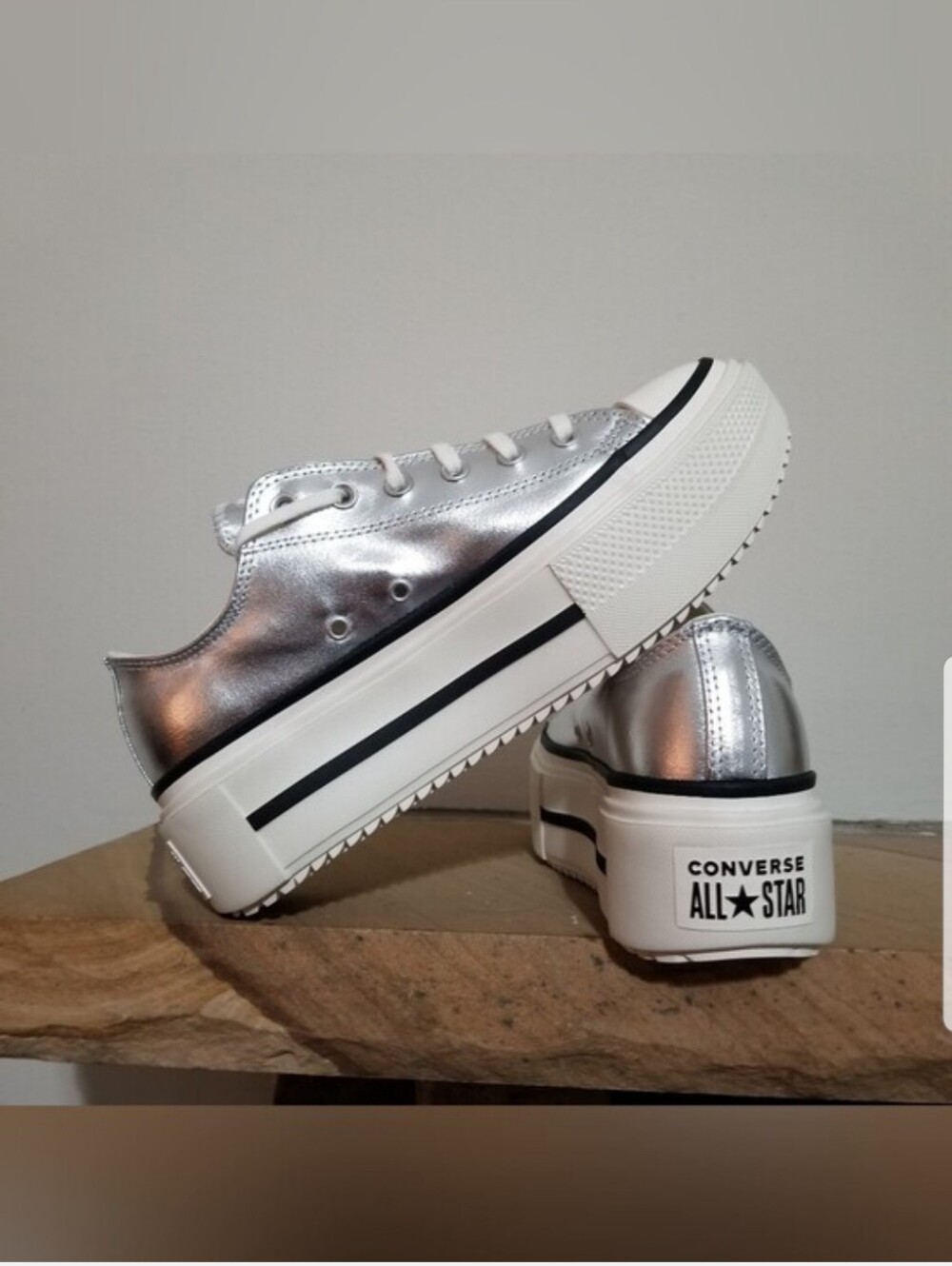 NEW! Converse Chuck Taylor Platform Low Top Sneakers Metallic Silver Sz 8 NWT - Picture 5 of 8